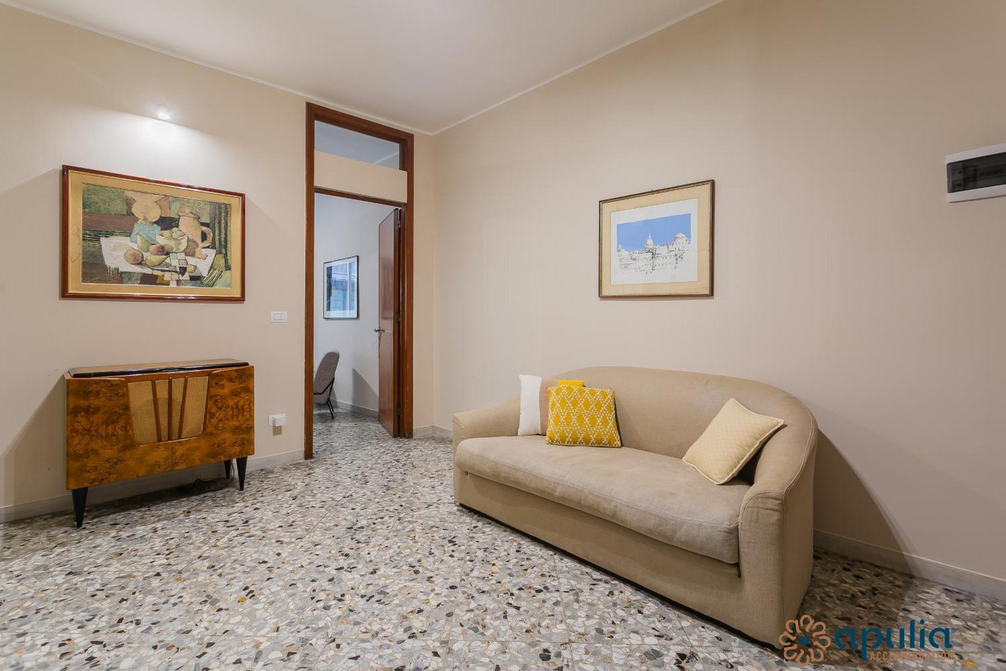 Piccinni Guesthouse By Apulia Accommodation Бари Экстерьер фото