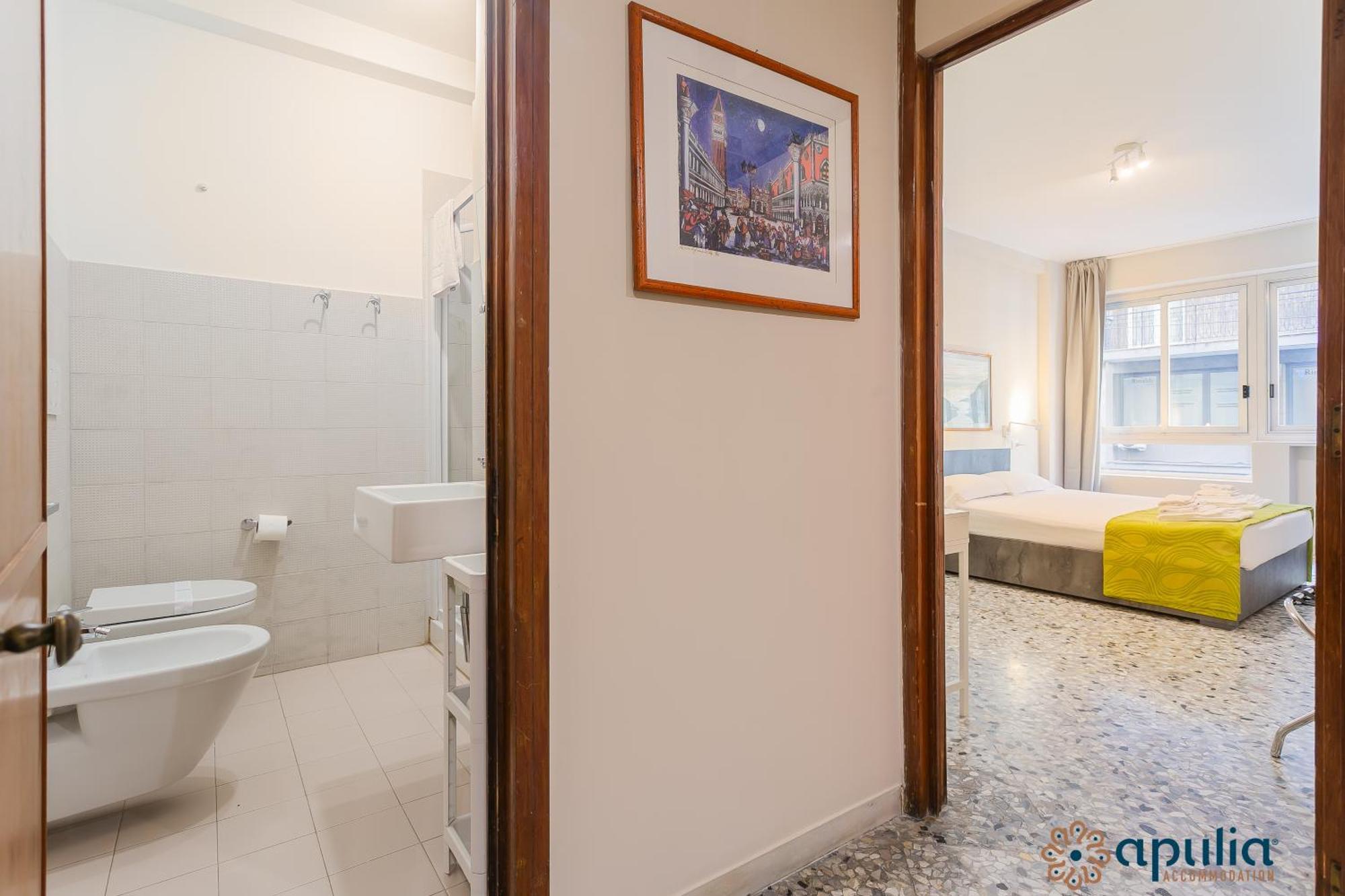 Piccinni Guesthouse By Apulia Accommodation Бари Экстерьер фото